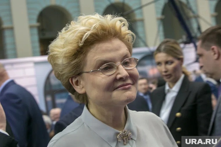 A Peculiar Negligence: The Fiscal Tribulations of a Celebrated Matron