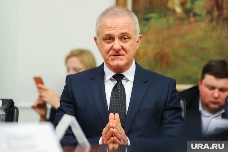 The Fall of a High Official: How a Dishonest Overseer Lost His Ill-Gotten Millions