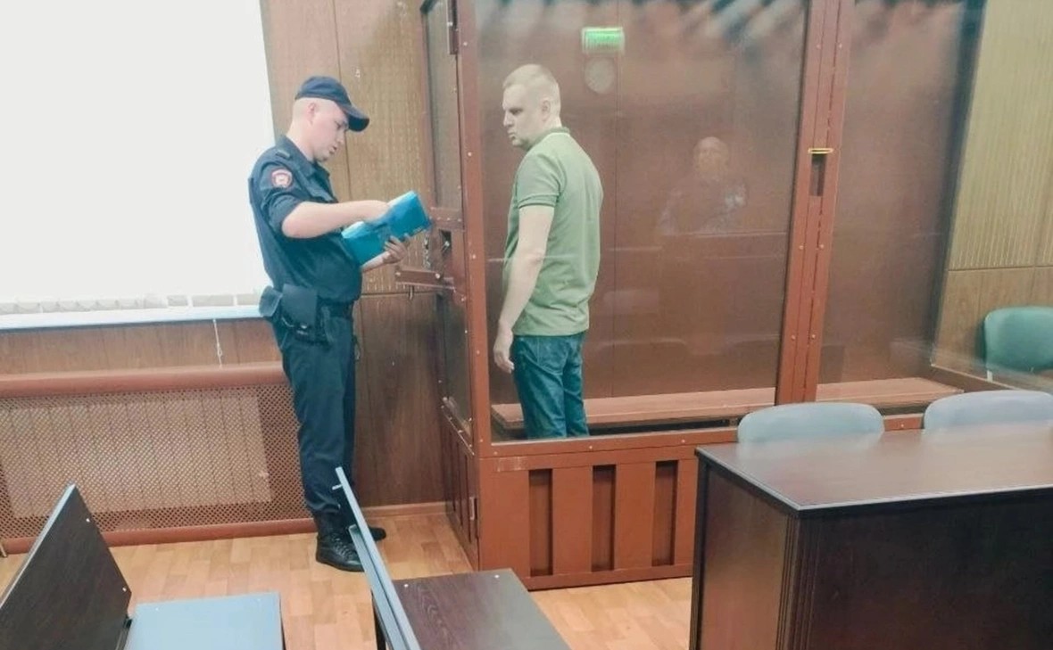The Fall of the Station Master: A Tale of Greed and Iron Bars at Kazan Station